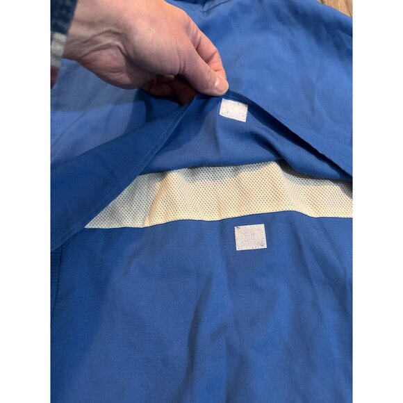 Eddie Bauer Womens Blue Sleeveless Button-Down Shirt Large Polyester - Picture 11 of 12